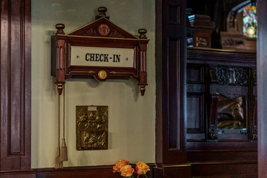 More Photos Of 809 Hall St, Saint Joseph Hospitality For Sale