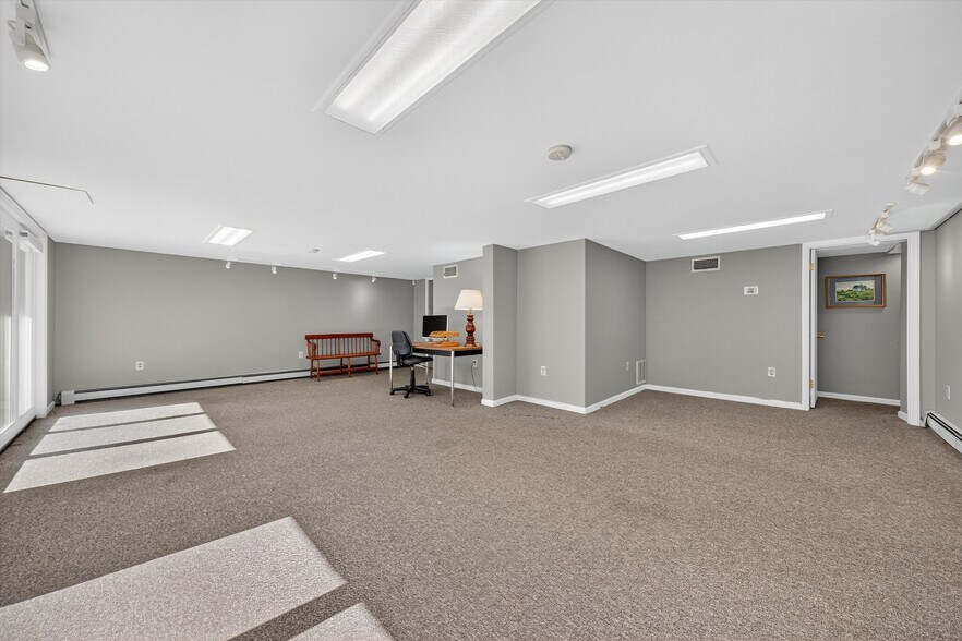 More Photos Of 1436 NY-52 Rt, Fishkill Office For Sale