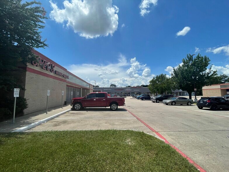 More Photos Of 13331 Kuykendahl Rd, Houston Unknown For Lease