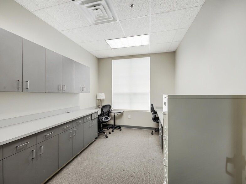 More Photos Of 7709 San Jacinto Pl, Plano Loft Creative Space For Sale