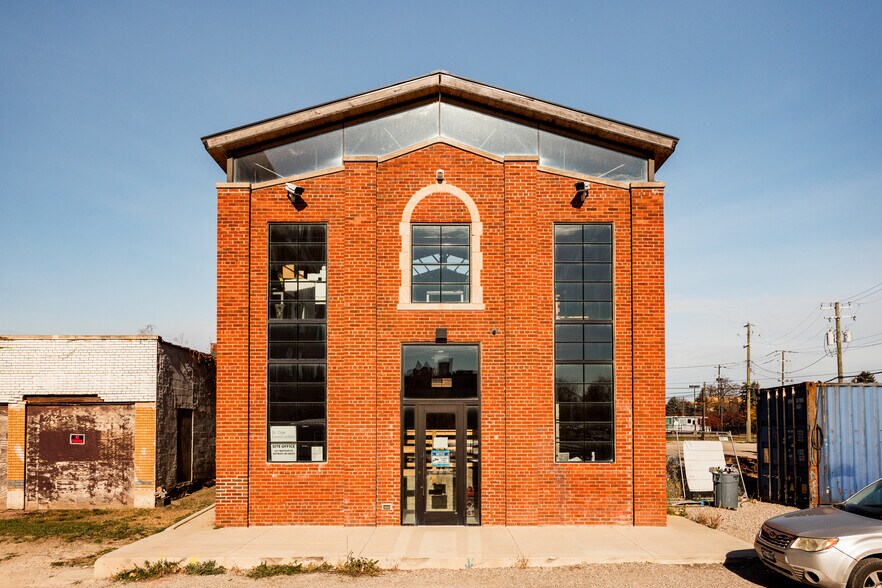 More Photos Of 444 Watson St, Detroit Apartments For Lease