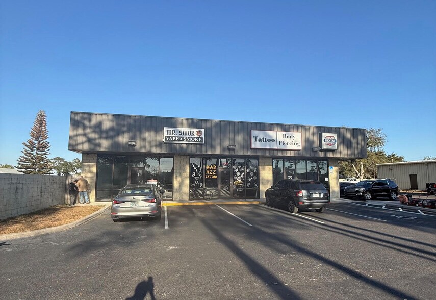 More Photos Of 103 E Boston Rd, Edgewater Freestanding For Lease