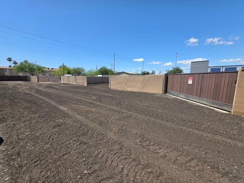 More Photos Of 21414 N 24th Dr, Phoenix Land For Lease