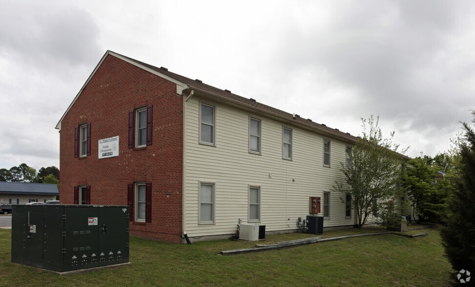 More Photos Of 1108 Madison Plz, Chesapeake Office For Lease