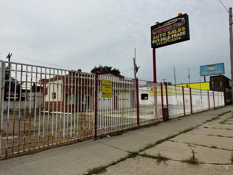 More Photos Of 14150 E 8 Mile Rd, Detroit Auto Repair For Sale
