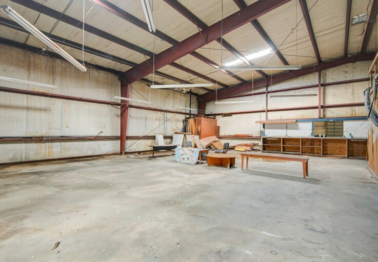 More Photos Of 213 S Columbia Dr, West Columbia Industrial For Sale