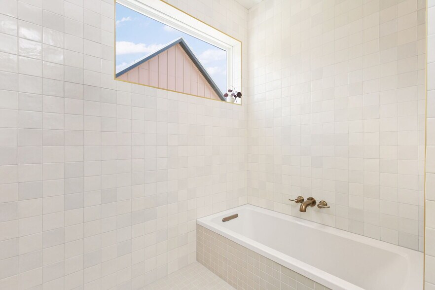 More Photos Of 3528 Gonzales st, Austin Land For Sale