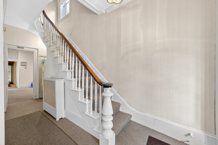 More Photos Of 59 Montgomery St, Poughkeepsie Funeral Home For Sale