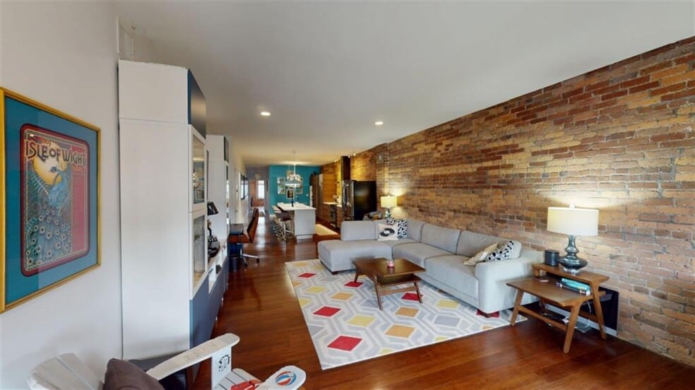 More Photos Of 109 E Main St, Glasgow Storefront Retail Residential For Sale