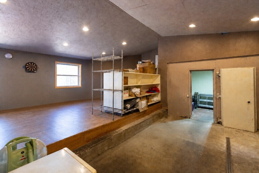 More Photos Of 1258 Highway 141, White Salmon Hospitality For Sale