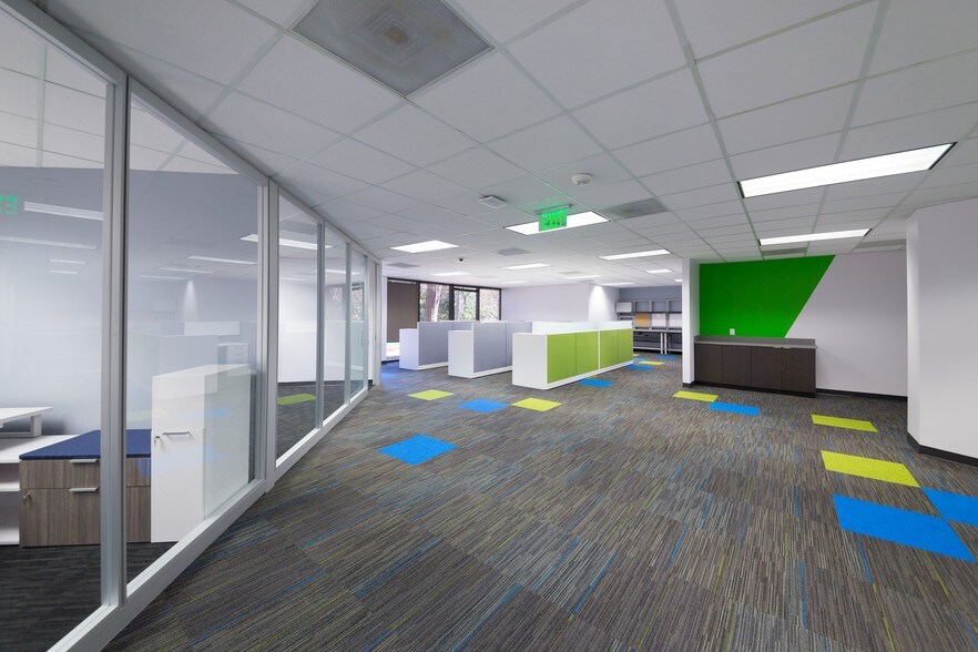 More Photos Of 6075 The Corners Pky, Peachtree Corners Office For Lease