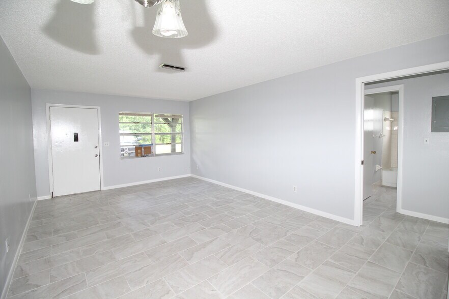 More Photos Of 12120-12162 SE 53rd Terrace Rd, Belleview Apartments For Sale