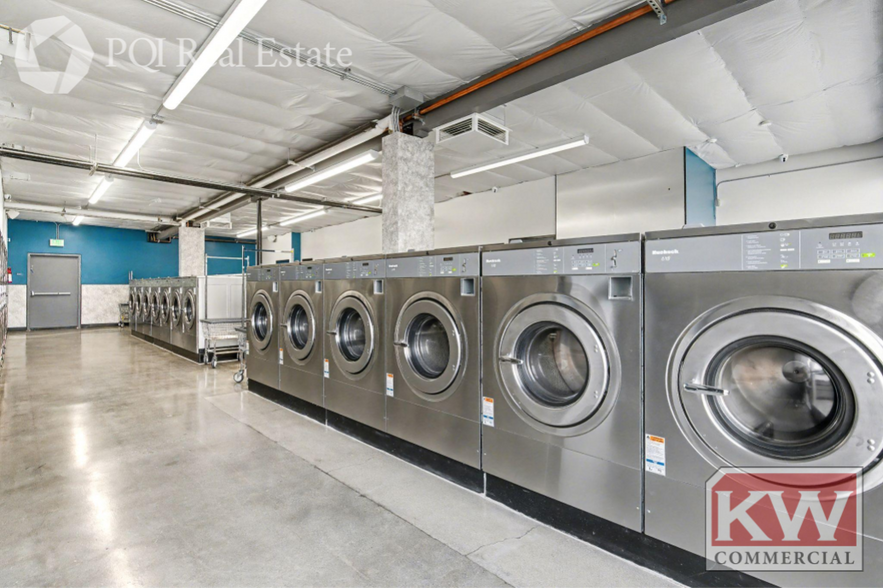 More Photos Of 1480 E 56th St, Los Angeles Freestanding For Sale