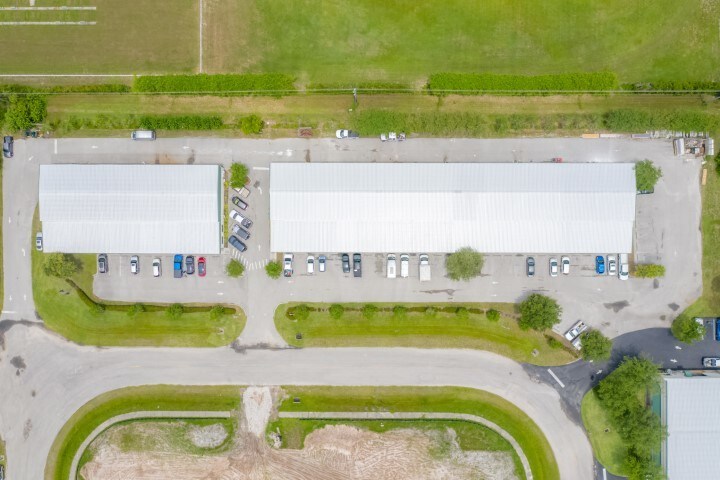 More Photos Of 8221-8239 Blaikie Ct, Sarasota Warehouse For Sale