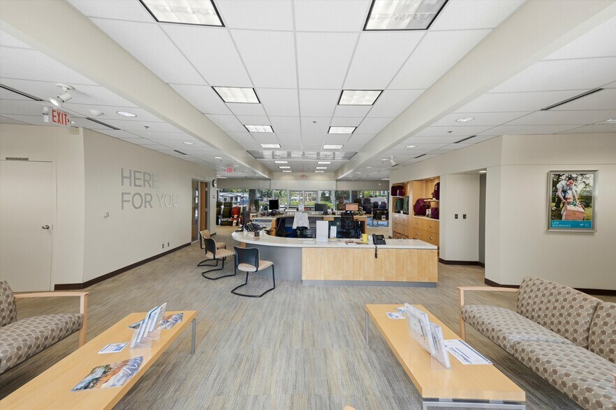 More Photos Of 8555 SW Apple Way, Portland Office For Lease