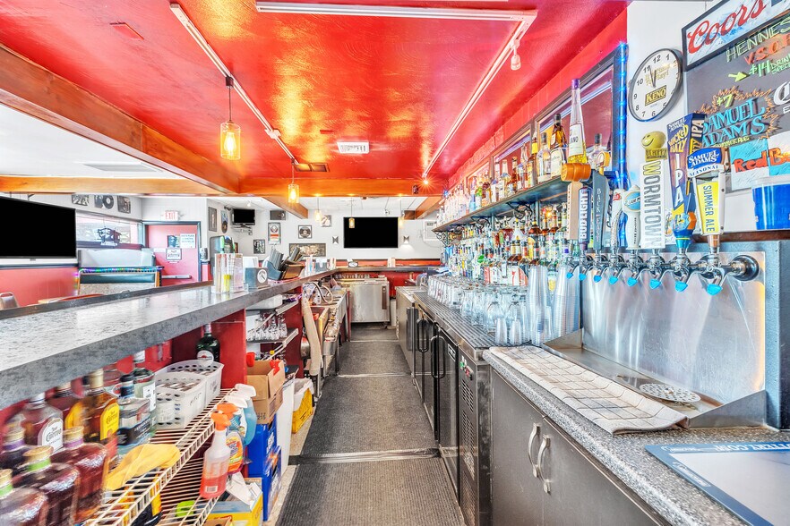 1264 Granby Rd, Chicopee, MA 01020 Retail For Lease