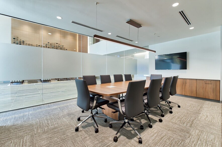 More Photos Of 8521 Six Forks Rd, Raleigh Office For Lease