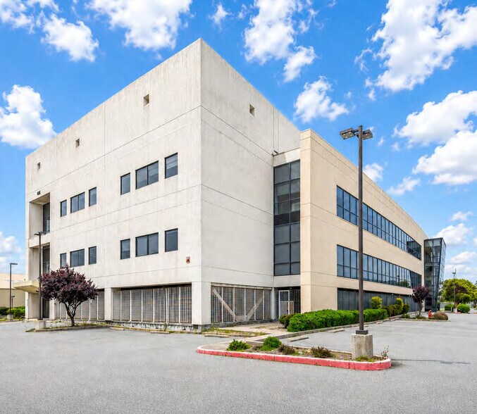 More Photos Of 468 Littlefield Ave, South San Francisco Research And Development For Lease