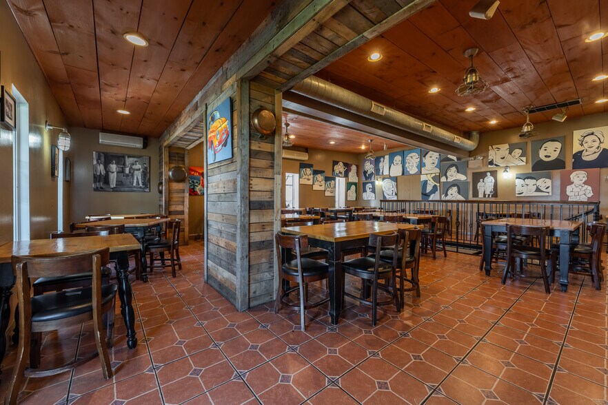 More Photos Of 424 N Main St, Souderton Restaurant For Sale