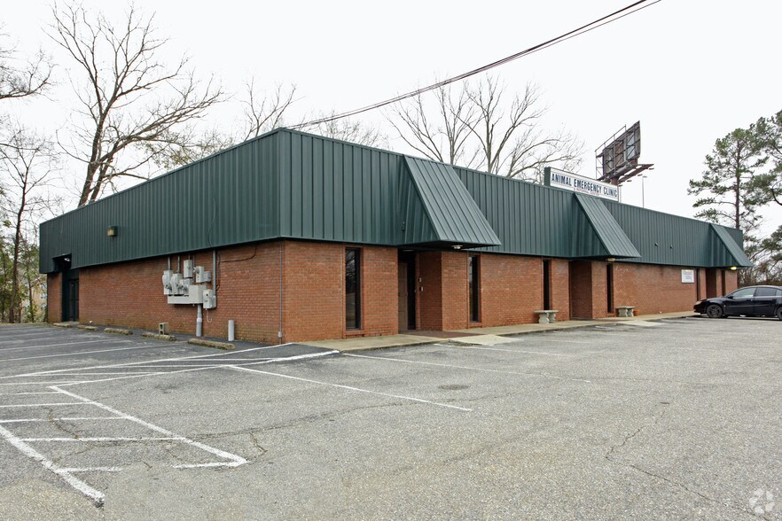 More Photos Of 1231 Perry Hill Rd, Montgomery Storefront Retail Office For Lease