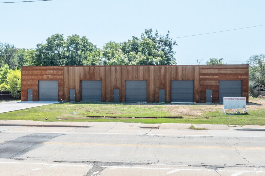 More Photos Of 4008 Charles Page Blvd, Tulsa Industrial For Lease