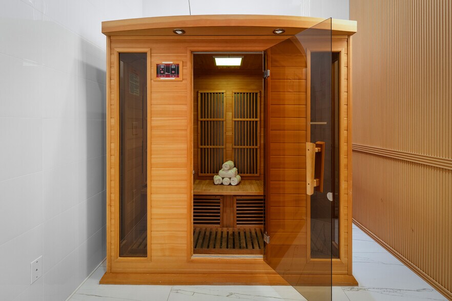 More Photos Of 1125 Grand Traverse Pky, Kissimmee Specialty For Sale