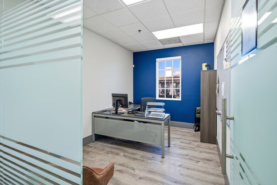 More Photos Of 3087 E Warm Springs Rd, Las Vegas Office For Sale