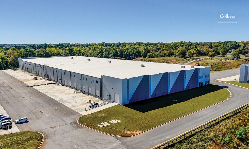 More Photos Of 335 Tanner Price Way, Greenville Warehouse For Lease