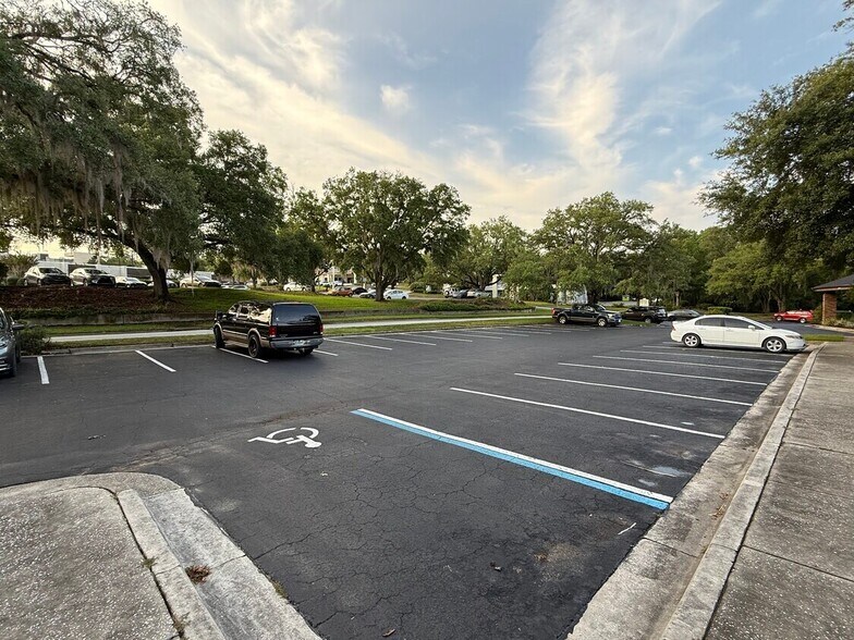 More Photos Of 6900 NW 9th Blvd, Gainesville Medical For Sale