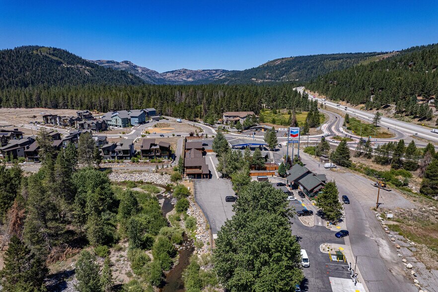 More Photos Of 12315 Deerfield Dr, Truckee Office Residential For Sale