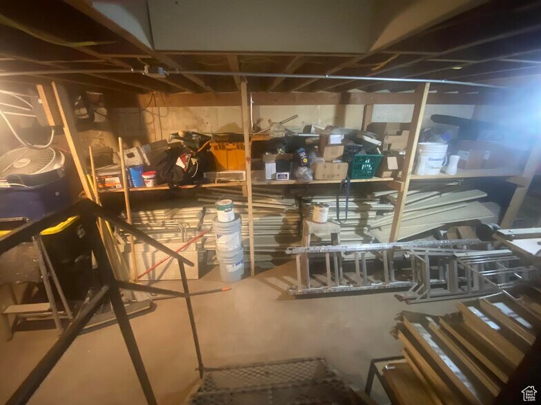 More Photos Of 22 Main st, Duchesne Office Residential For Sale