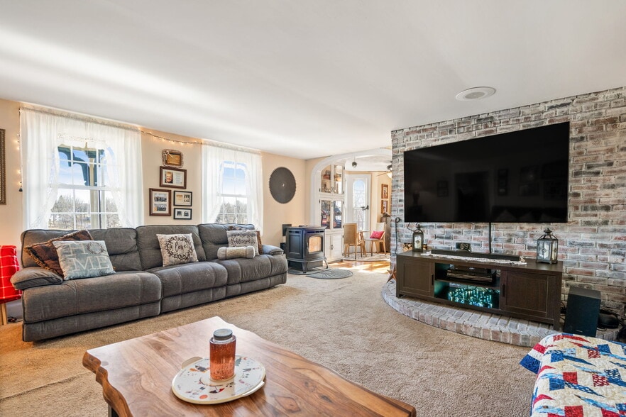 More Photos Of 69 Lippincott Rd, Wallkill Lodge Meeting Hall For Sale