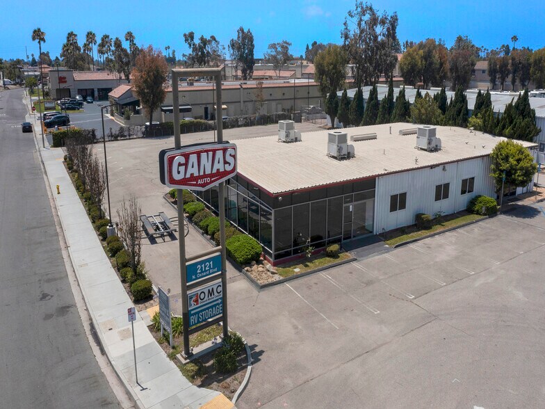 More Photos Of 2121 N Oxnard Blvd, Oxnard Auto Dealership For Lease