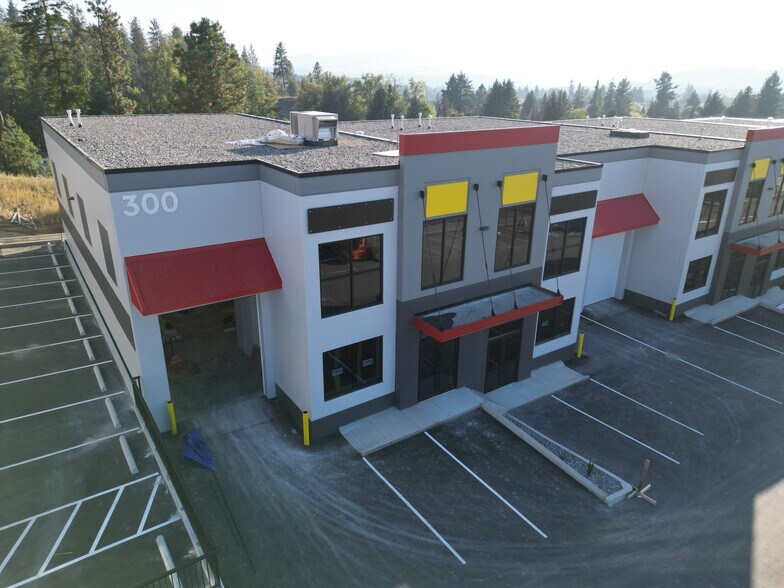 More Photos Of 5000 Silver Star Rd, Vernon Warehouse For Lease