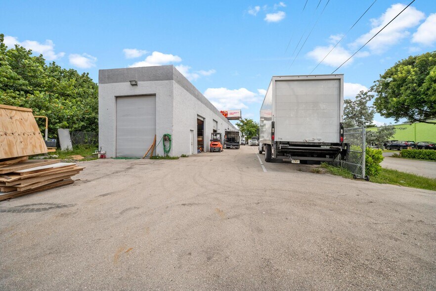 More Photos Of 800 SW 17th Ave, Delray Beach Warehouse For Sale