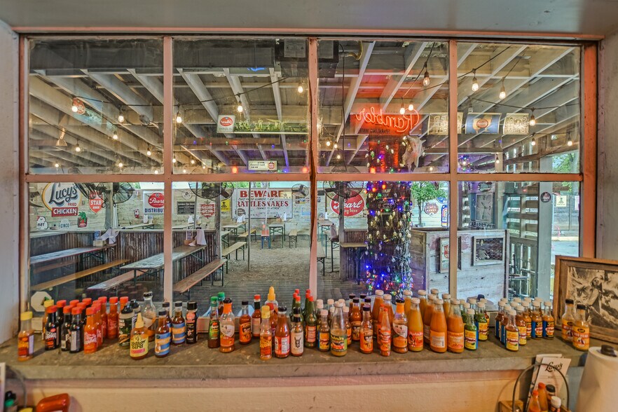 More Photos Of 2218 College Ave S, Austin Restaurant For Sale