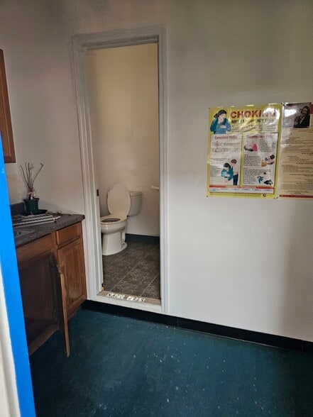 More Photos Of 629 Broadway, Bayonne Medical For Sale