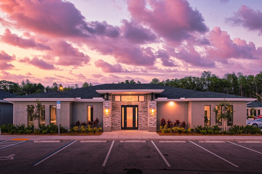 Primary Photo Of 2625 Stonewood Park Loop, Land O' Lakes Loft Creative Space For Lease