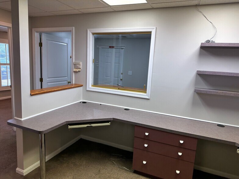 More Photos Of 5032-5038 Dorsey Hall Dr, Ellicott City Medical For Lease