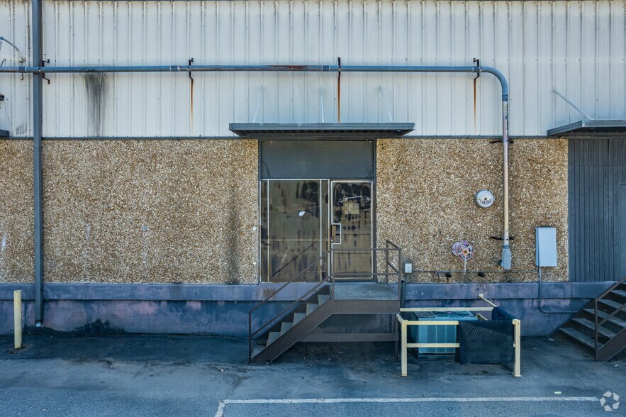 More Photos Of 1021 Jessie Rd, Little Rock Light Distribution For Lease