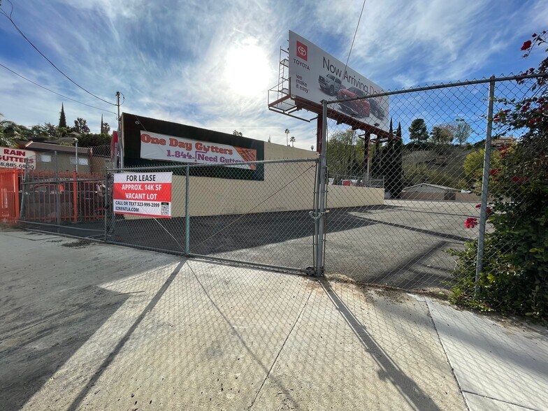 More Photos Of 9041 Topanga Canyon Blvd, Canoga Park Land For Lease