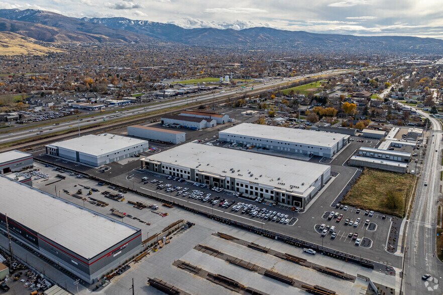 More Photos Of 70 N 1200 W, Centerville Warehouse For Lease