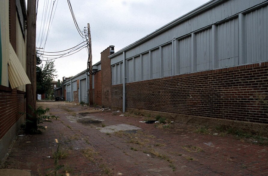 More Photos Of 3130 Gravois Ave, Saint Louis Warehouse For Sale