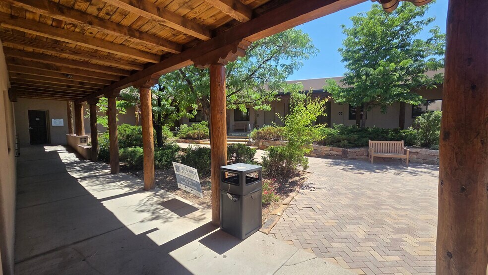More Photos Of 1650 Hospital Dr, Santa Fe Medical For Sale