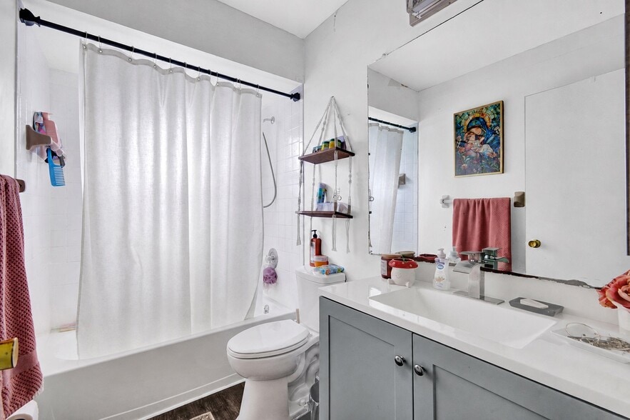 More Photos Of 225 Cape Coral Pky E, Cape Coral Apartments For Sale