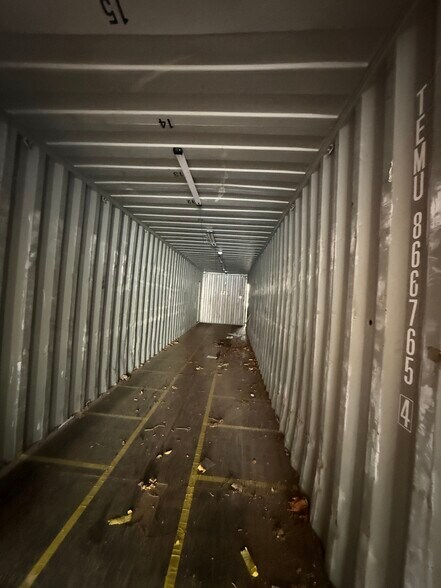 More Photos Of 116 Campbell Ave, Staten Island Warehouse For Lease