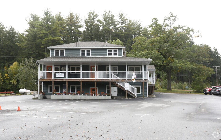 More Photos Of 43 North Rd, Deerfield Office Residential For Lease