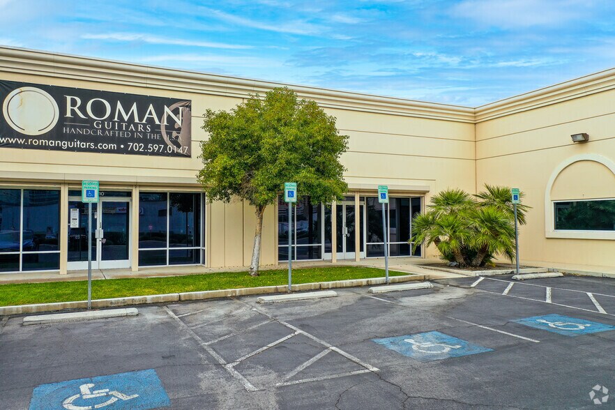 More Photos Of 3485 W Harmon Ave, Las Vegas Warehouse For Lease