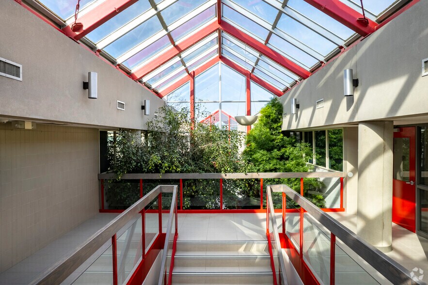 More Photos Of 30 Centurian Dr, Markham Office For Lease