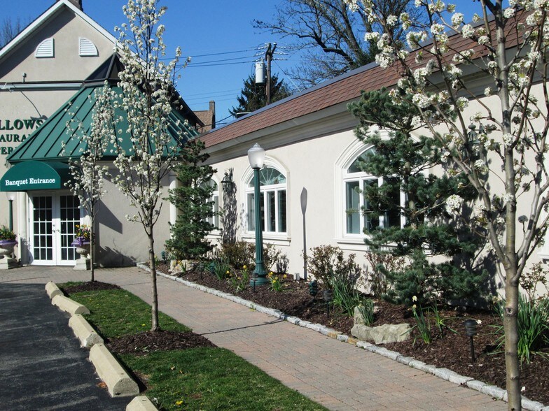 More Photos Of 288 Asbury Anderson Rd, Asbury Restaurant For Sale